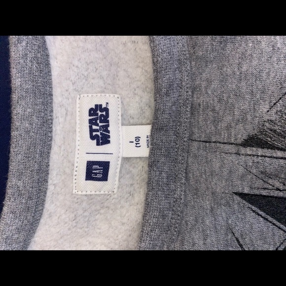 Gap kids Gray Star Wars darth Vader sweatshirt lg - Picture 2 of 2